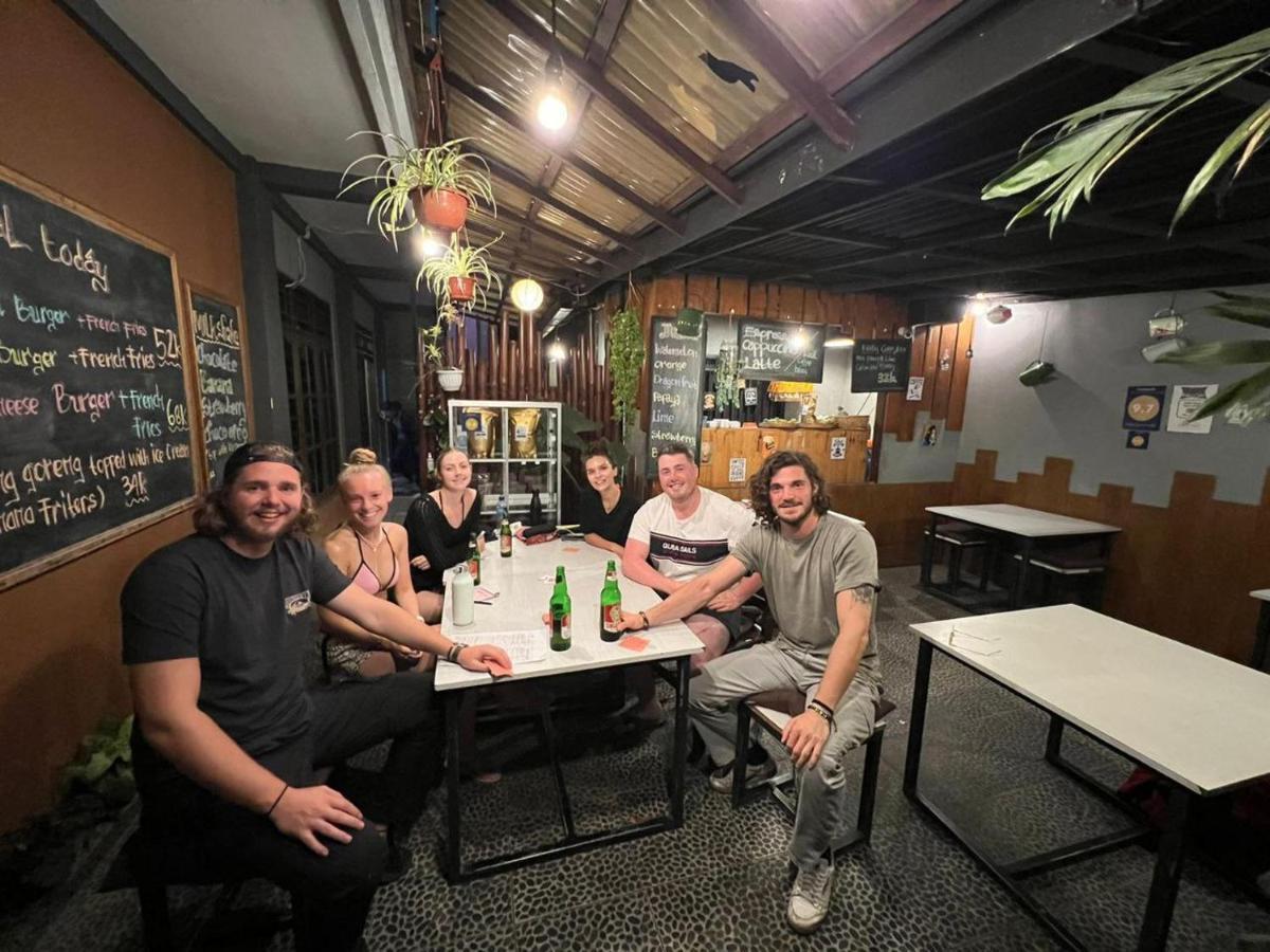Dong Paloh Hostel Munduk  Ngoại thất bức ảnh