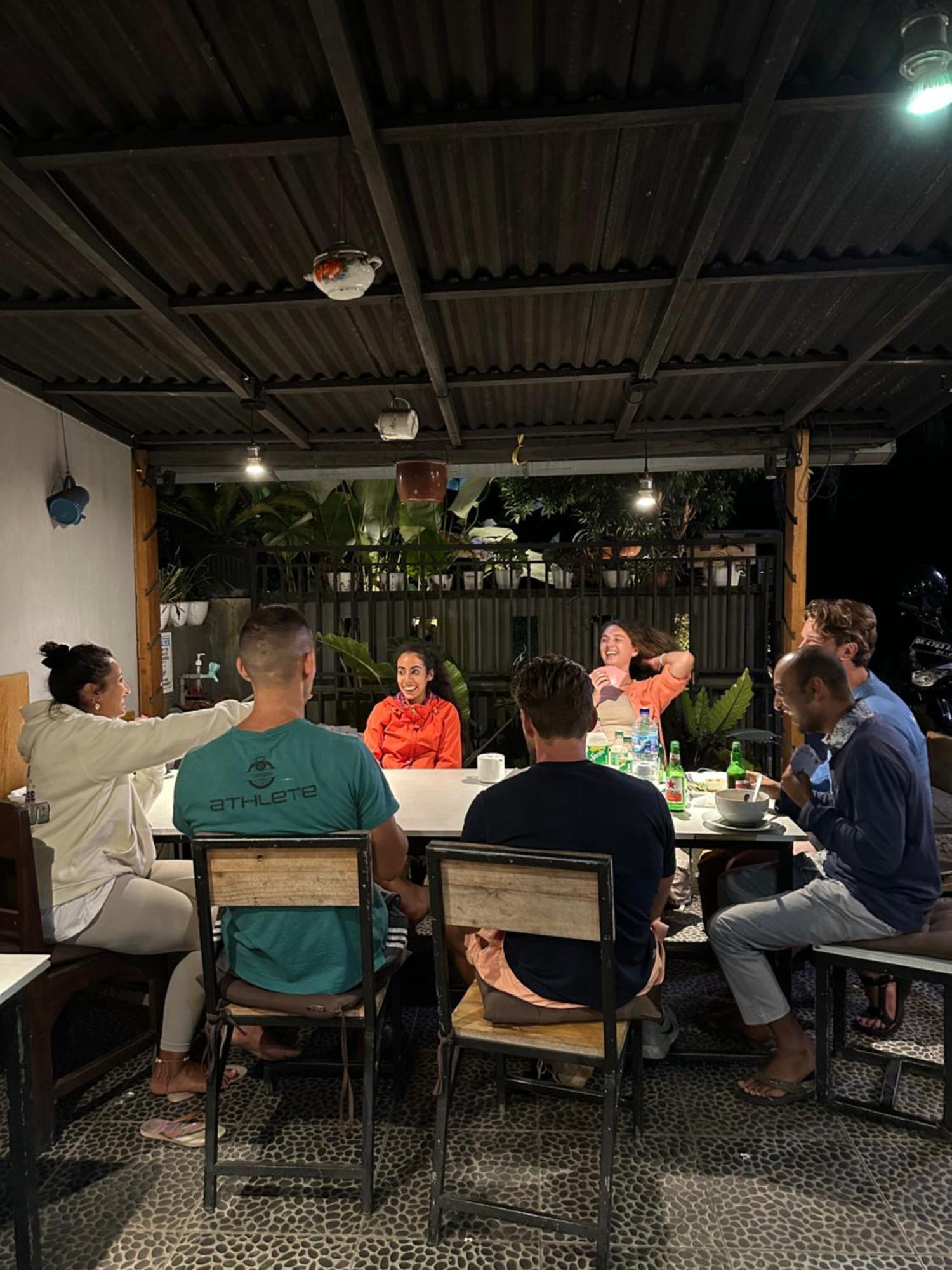 Dong Paloh Hostel Munduk  Ngoại thất bức ảnh